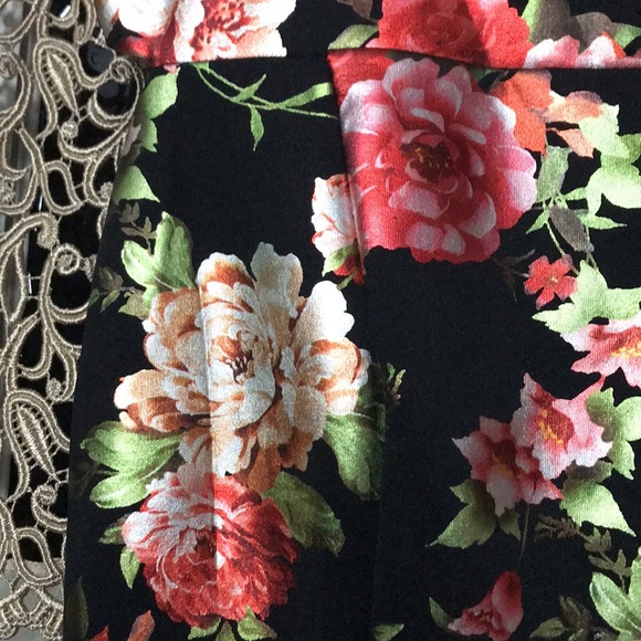 Enfocus Studio Dress - Picture 4 of 8